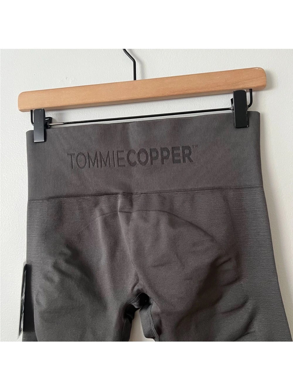 Tommy Copper gray NWT Seamless Leggings Sz Large